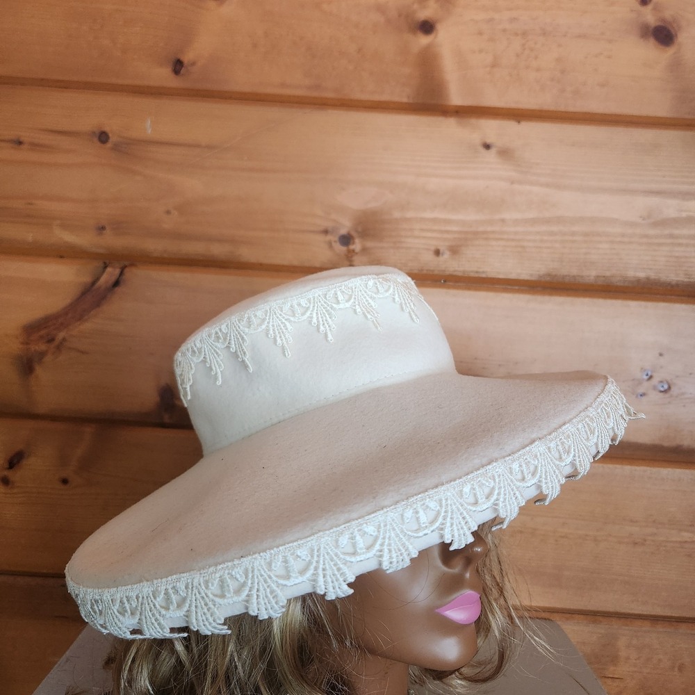 Miss Bierner Michael Howard 100% Felt Wool‎ Wide Brim Lace Derby Church Vintage